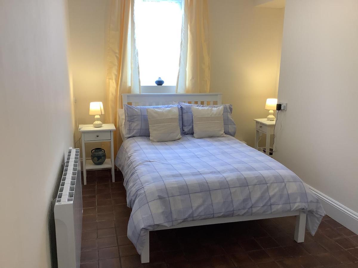 1 - Bed Ground Floor Apartment Тенби Экстерьер фото